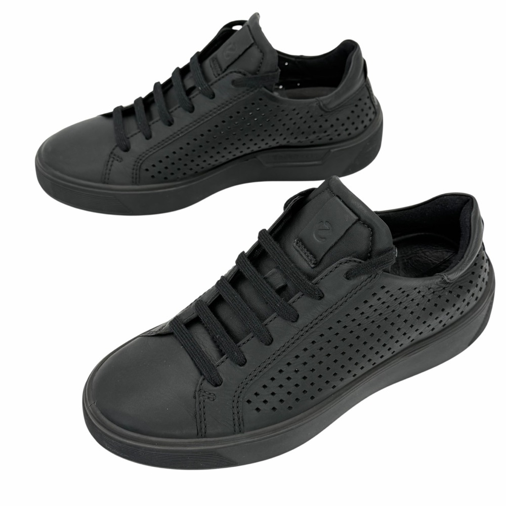 Ecco Street Tray Leather Perforated Black Sneakers - Picture 16 of 16